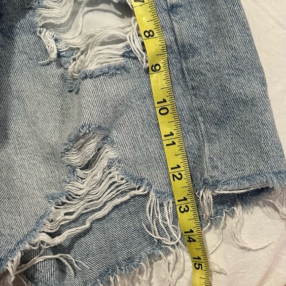 American Eagle 90’s Boyfriend shorts - Picture 3 of 4